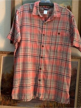 Patagonia plaid short sleeve button shirt size medium